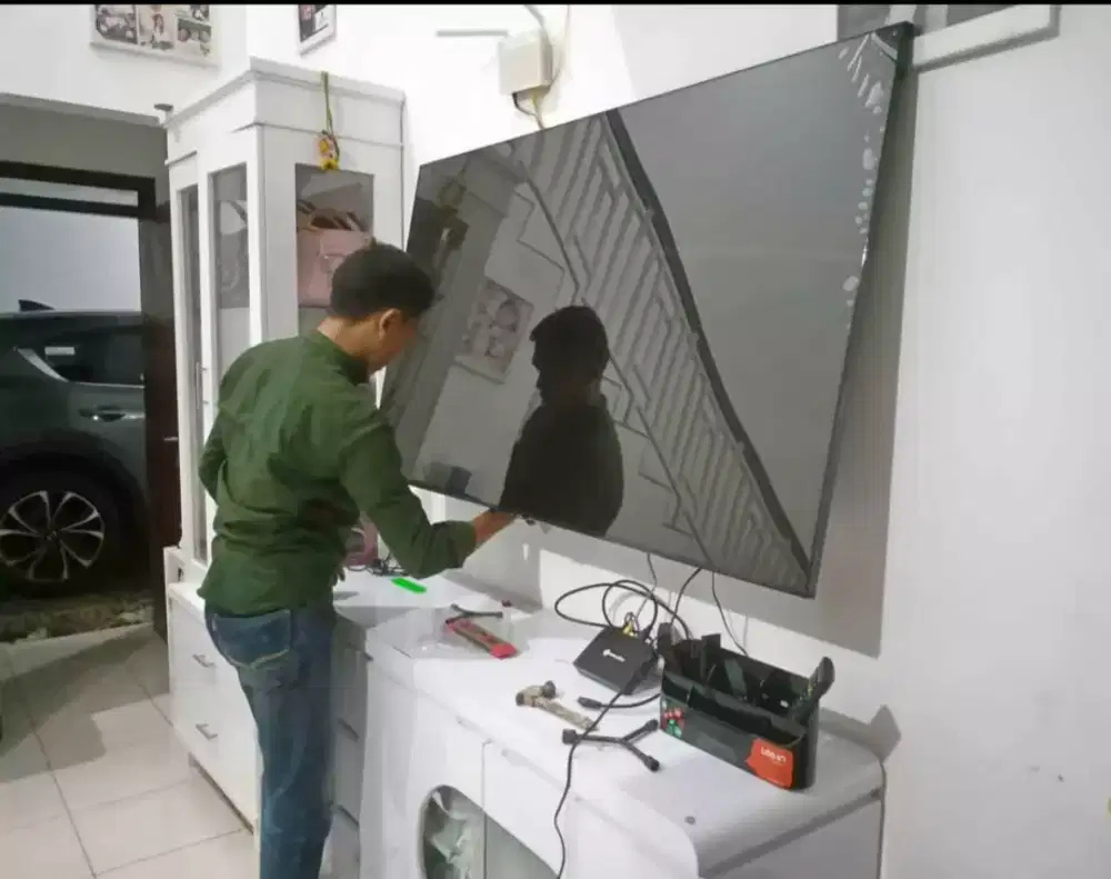 Bracket tv dan jasa pasang