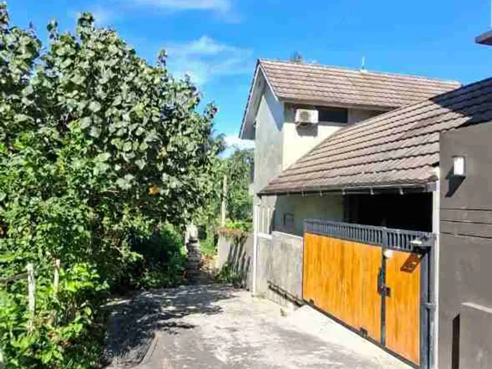 DIJUAL RUMAH SEMI VILLA LOKASI JALAN NAGA SARI PENATIH
