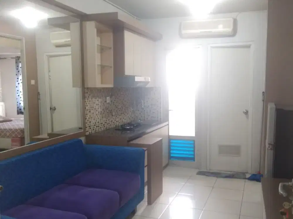 Sewa apartemen gading nias EMERALD tahunan lt 17 furnished