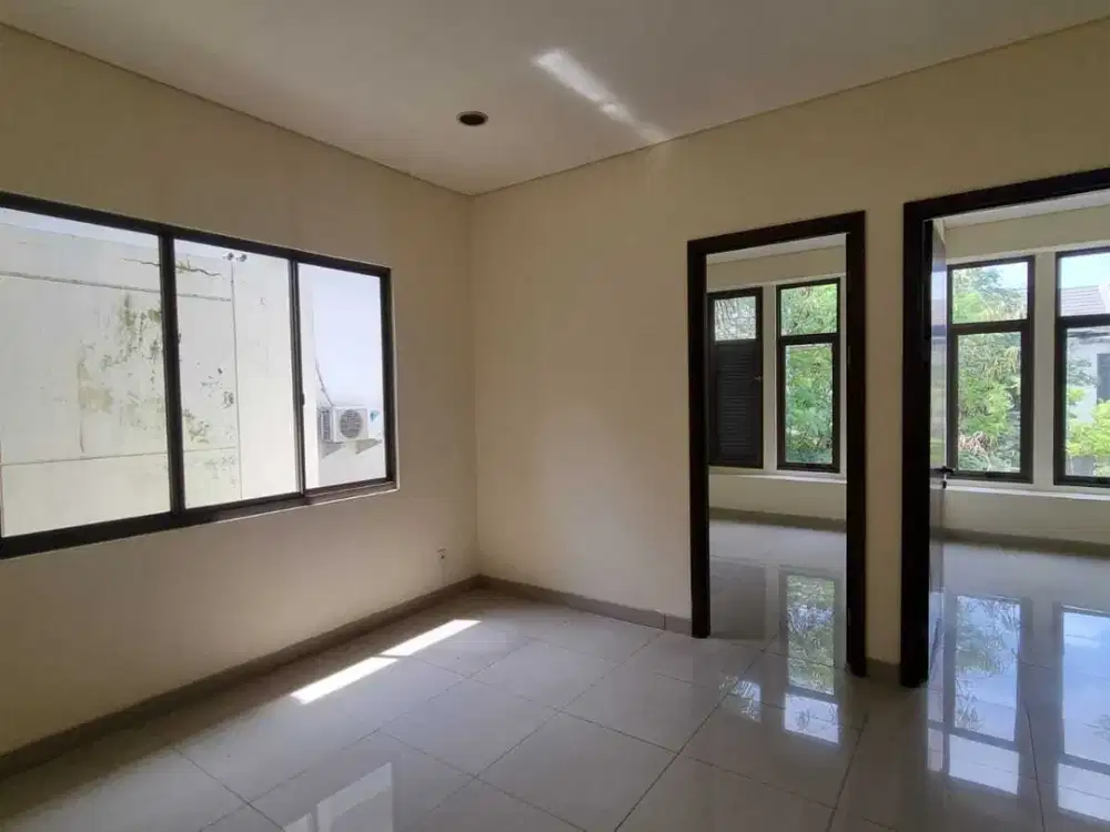 DIJUAL RUMAH LUXMORE GREENWICH BSD CITY