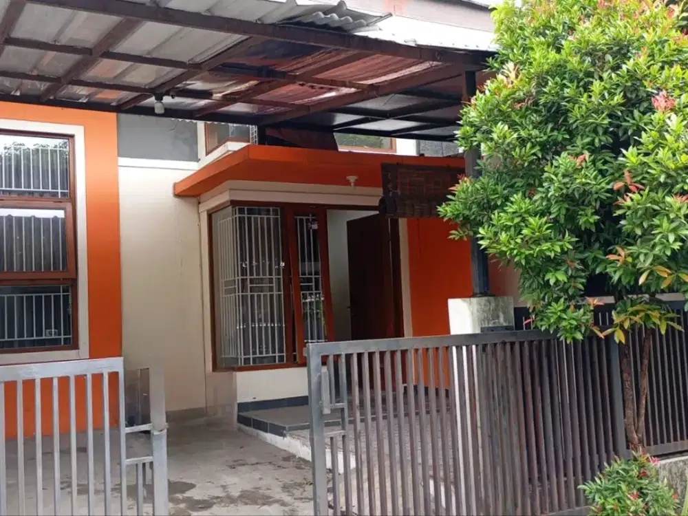 Dijual Rumah di Batujajar Regency Bandung Barat, Bagus Siap Huni
