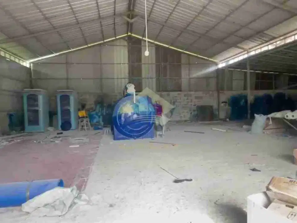 Gudang disewakan di jl ru Cadas Kukun Pasar kemis Tangerang