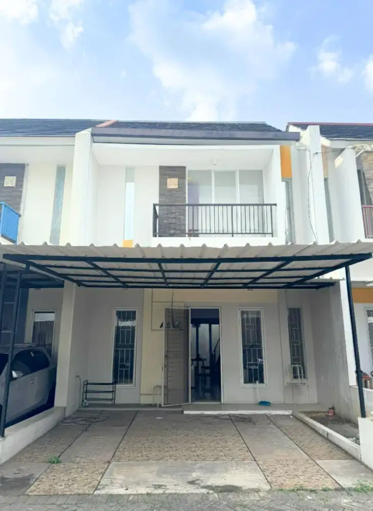 Rumah 2 Lantai Bebas Banjir mepet Jaktim, dekat Tol, Busway & LRT