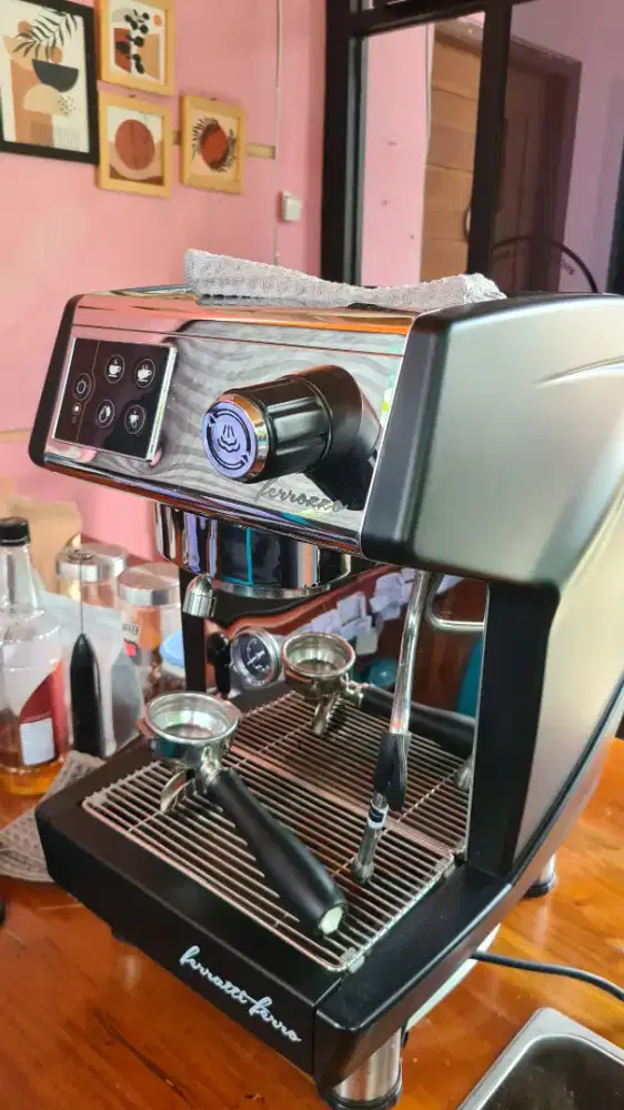 Mesin kopi Ferrari ferro FCM-3200DX