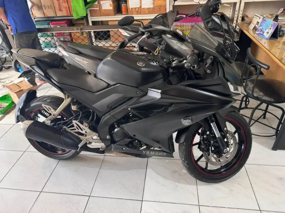 KRETA YAMAHA YZF R15