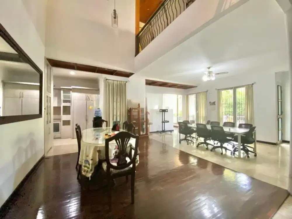 Dijual rumah di Cluster eksklusif Jati Padang Raya, Pasar Minggu, Jakarta Selatan. Cluster kecil dengan hanya 15 unit rumah, memberikan suasana tenang