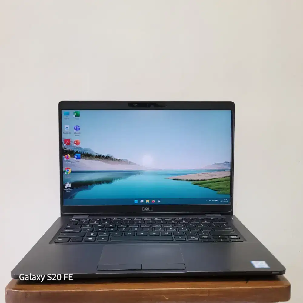 Dell Latitude 5300 core i7 like new