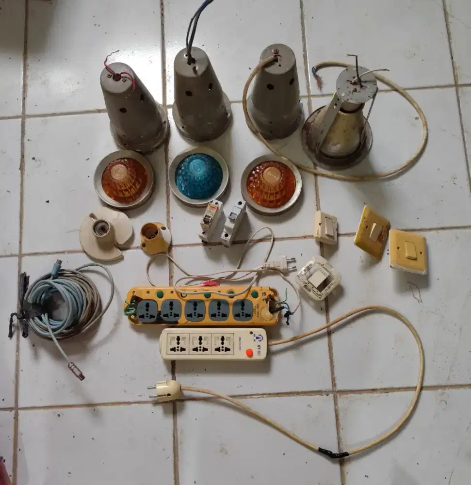 Sale lampu plafon fitting lampu saklar mcb stopkontak kabel antena
