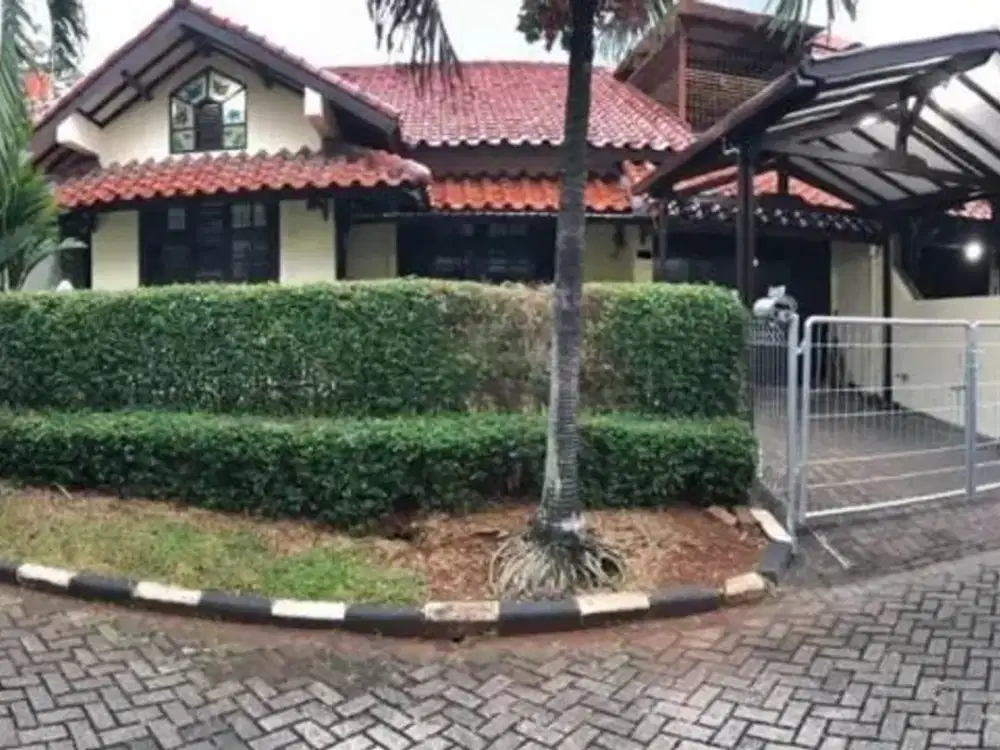 Rumah di Komplek Taman Alfa Indah Joglo. Kembangan. Jakarta Barat