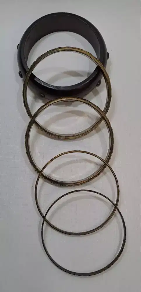 Asesories untuk ke pesta