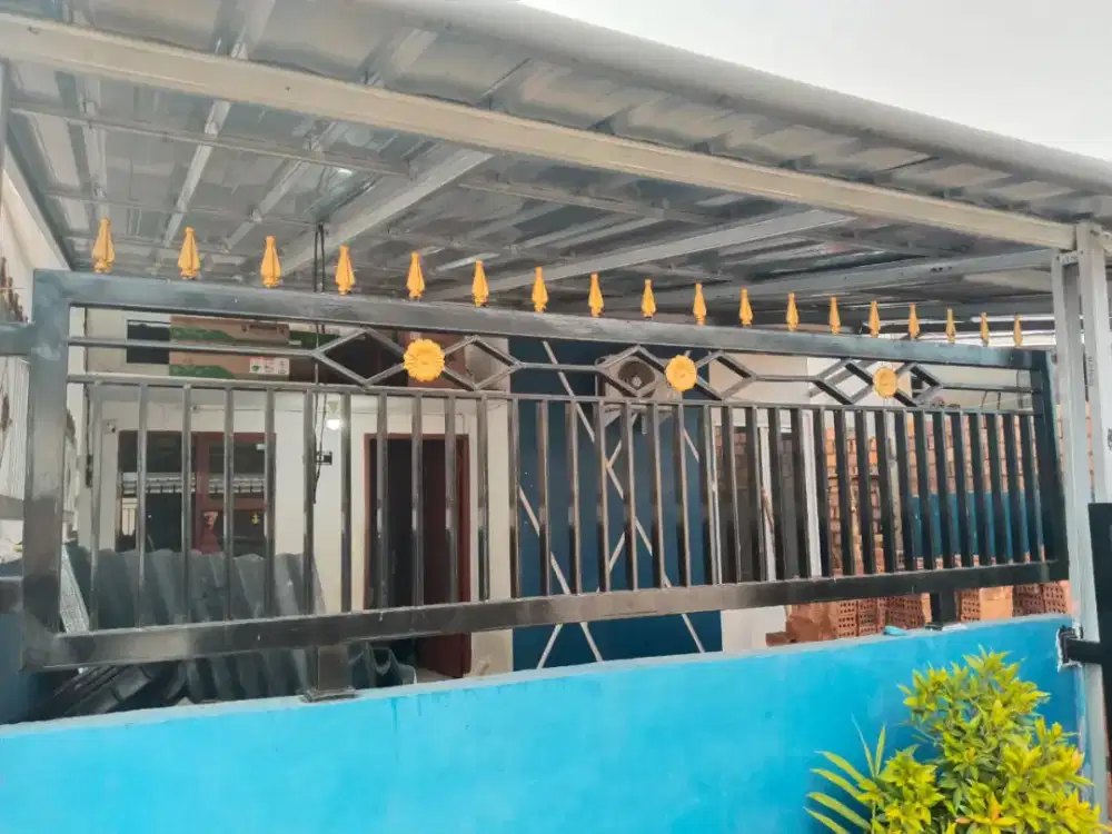 Pagar tembok samping