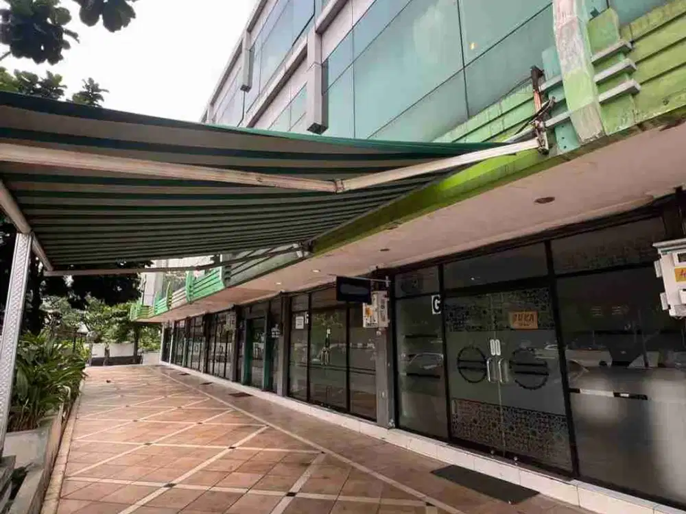 Dijual Ruko 4 Lantai Siap Huni Full Furnished di Jatiwaringin Junction Jakarta Timur