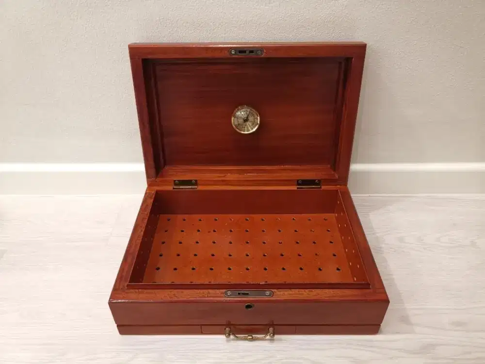 Cigar Humidor Wood Box Kayu Cerutu