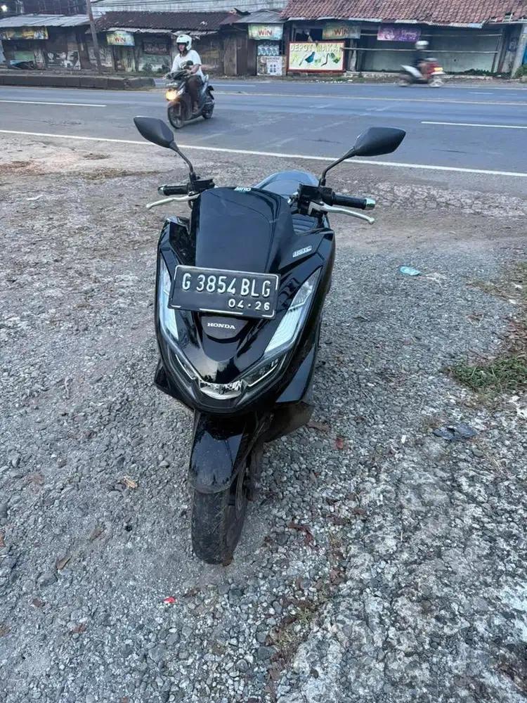 Jual PCX ABS Hitam 2021
