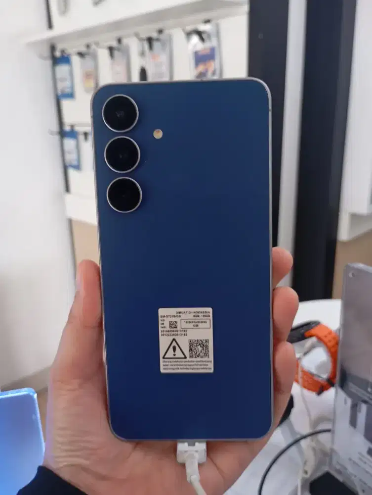 SAMSUNG S25FE 12_256 GARANSI RESMI SEIN