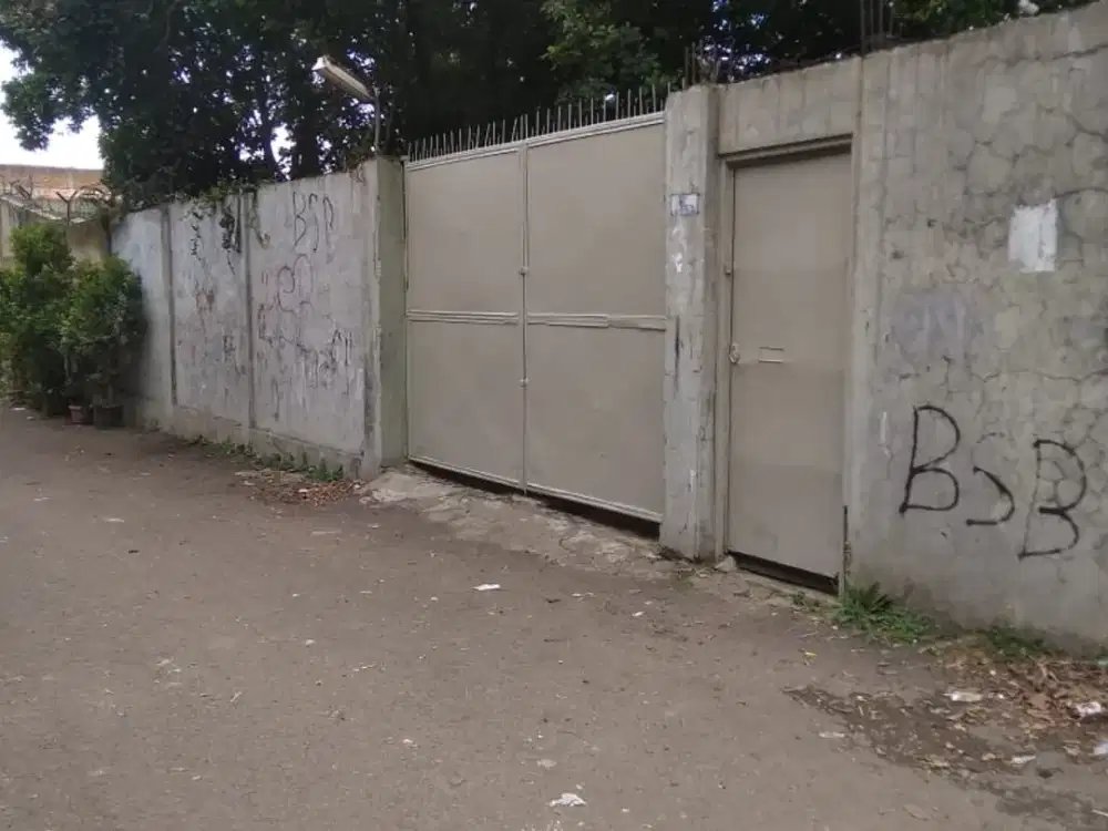 Gudang Cocok Untuk Usaha Besi di Kebon Kopi