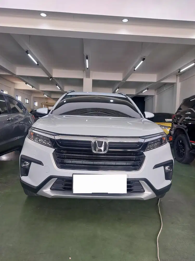 H. BR-V PRESTIGE SENSING MATIC 2022