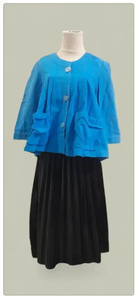 Stelan blazer biru dan rpk beldu hitam