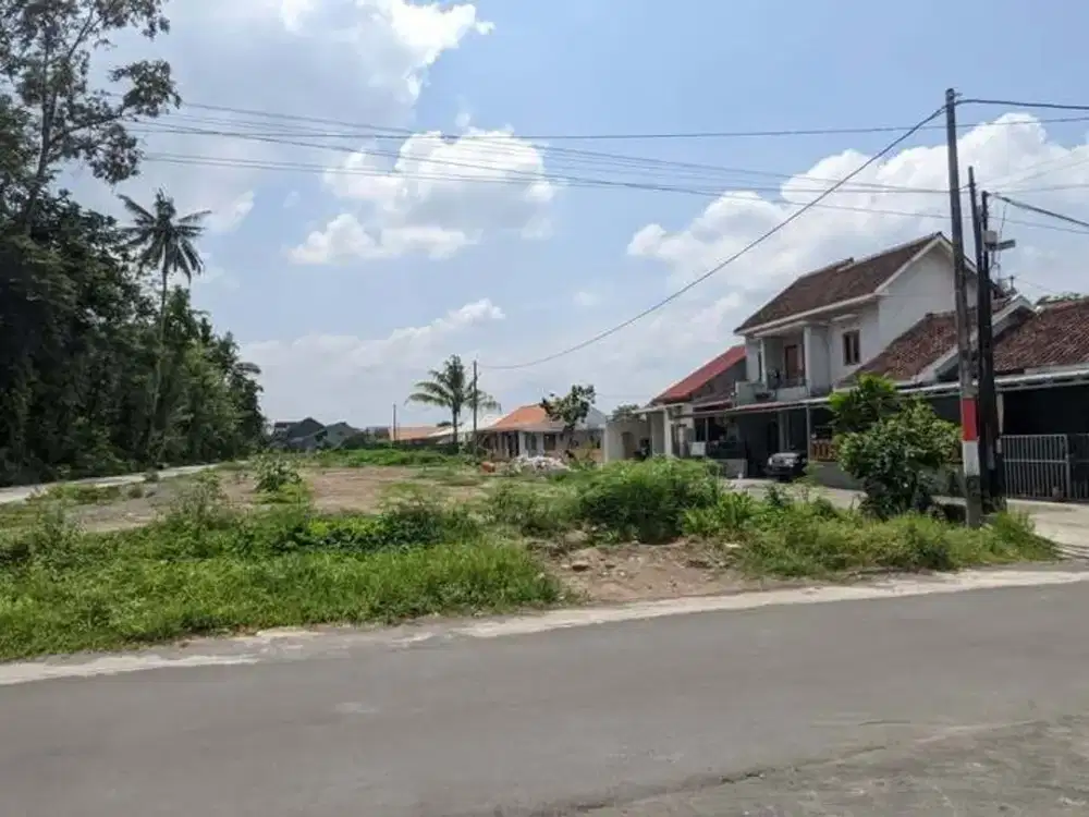 3 Menit Stadion Maguwoharjo, Tanah SHM Cocok Hunian Pun Investasi