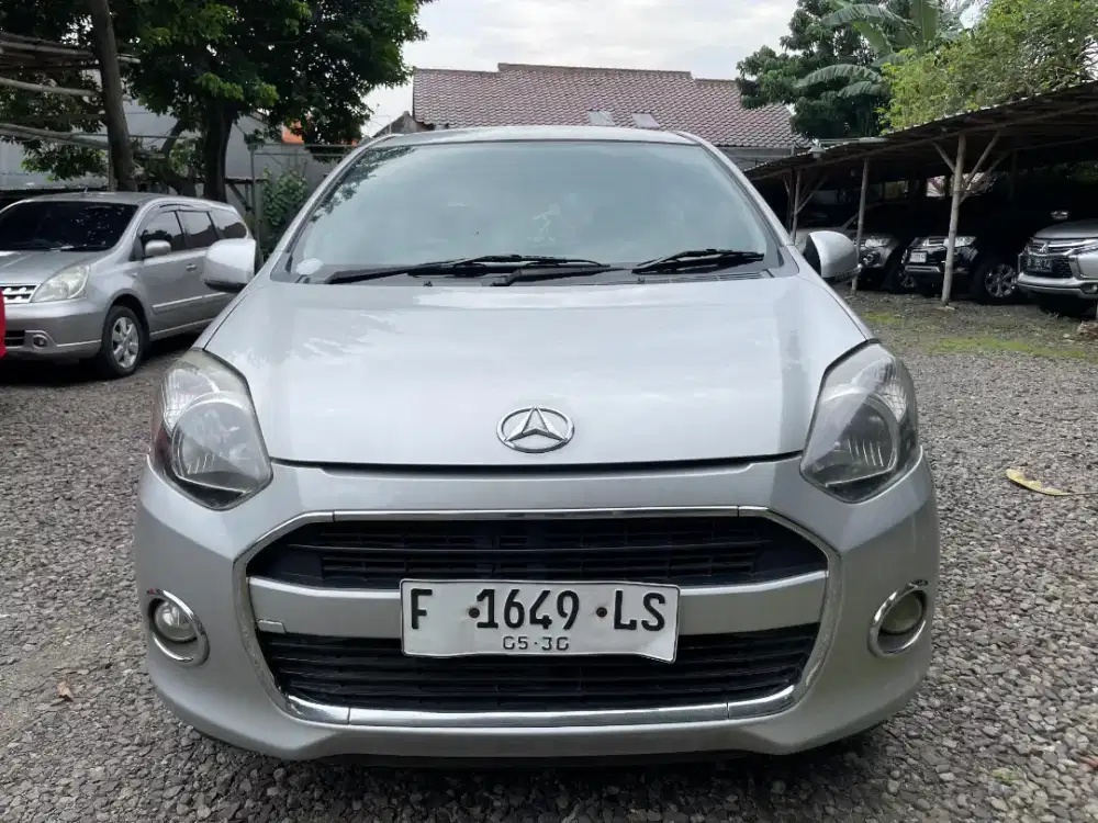 DAIHATSU AYLA X MANUAL 2016