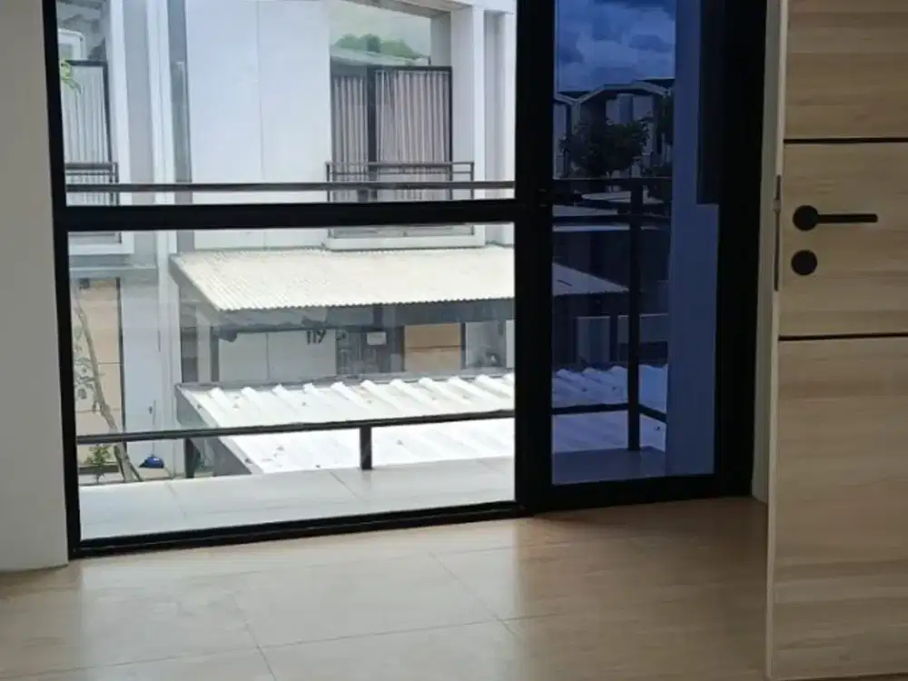 Rumah Bagus Cendana Essence Siap Huni Sudah Renovasi di Lippo Karawaci