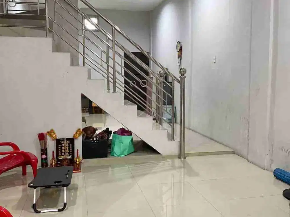 dijual rumah di komplek kopel indah jalan katamso