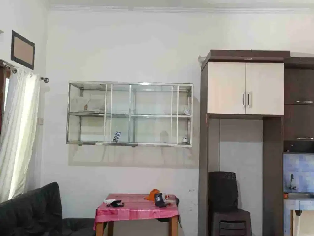 Dikontrakan Rumah Siap Huni,Luas 120m2 Lokasi Malangjiwan,Colomadu