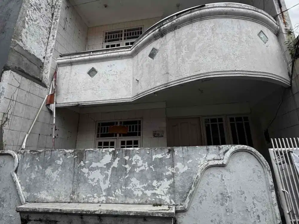 Dijual Rumah 2 Lantai di Tanjung Duren Jakarta Barat