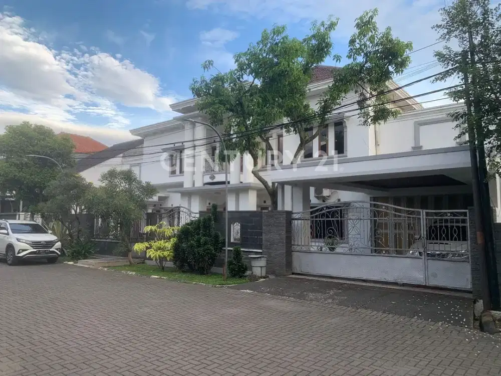 Di Jual Rumah Mewah Di Batu Nunggal Molek Bandung.