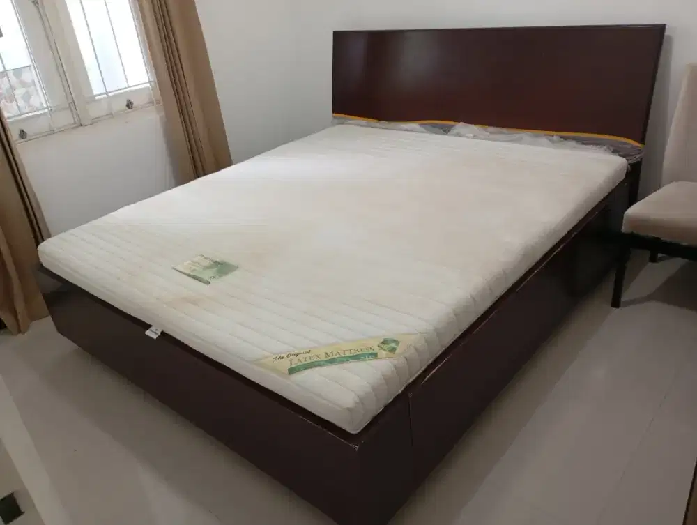 TEMPAT TIDUR 180X200 DENGAN KASUR MATRAS FULL LATEX DUNLOPILLO