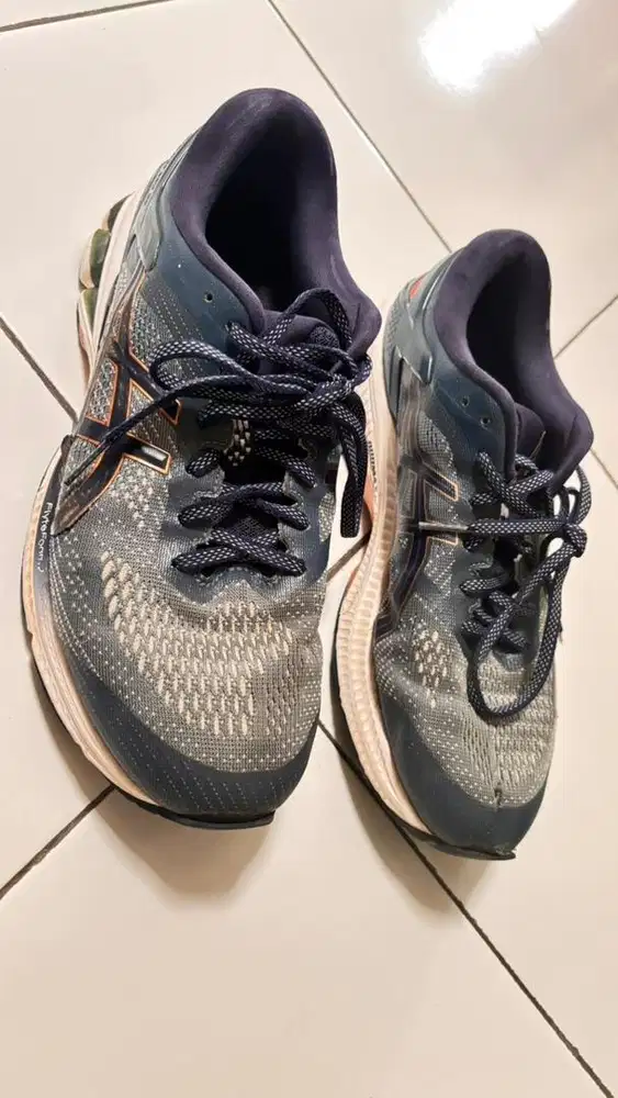 Sepatu Running Asics original