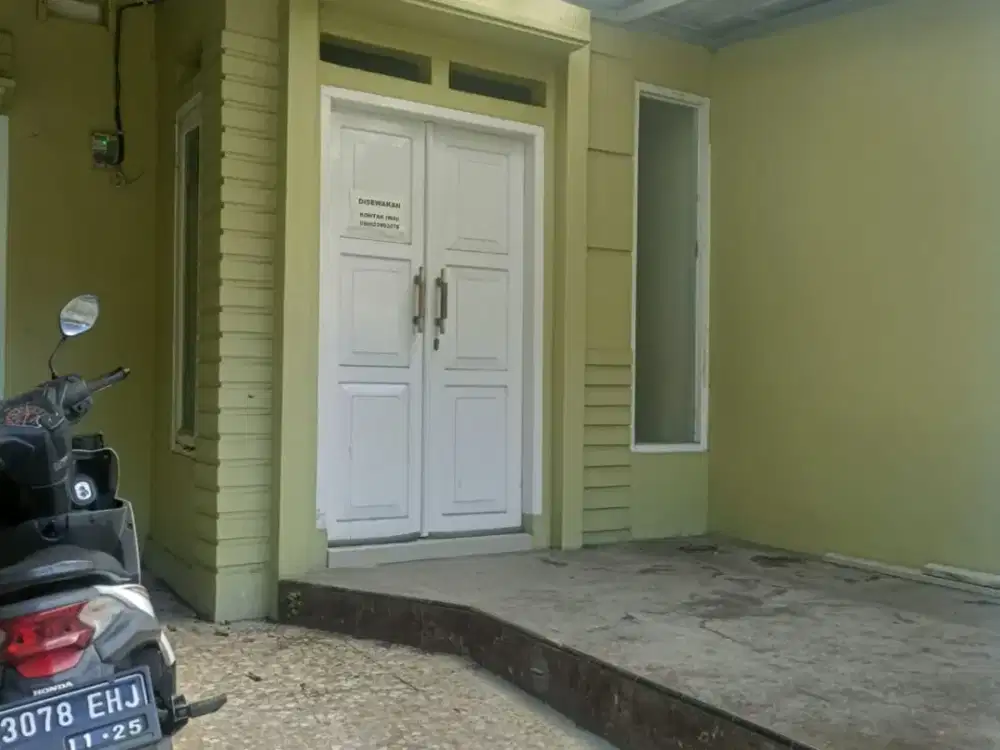 Di Sewakan Rumah Minimalis Siap Huni,, Dekat Satsiun Depok