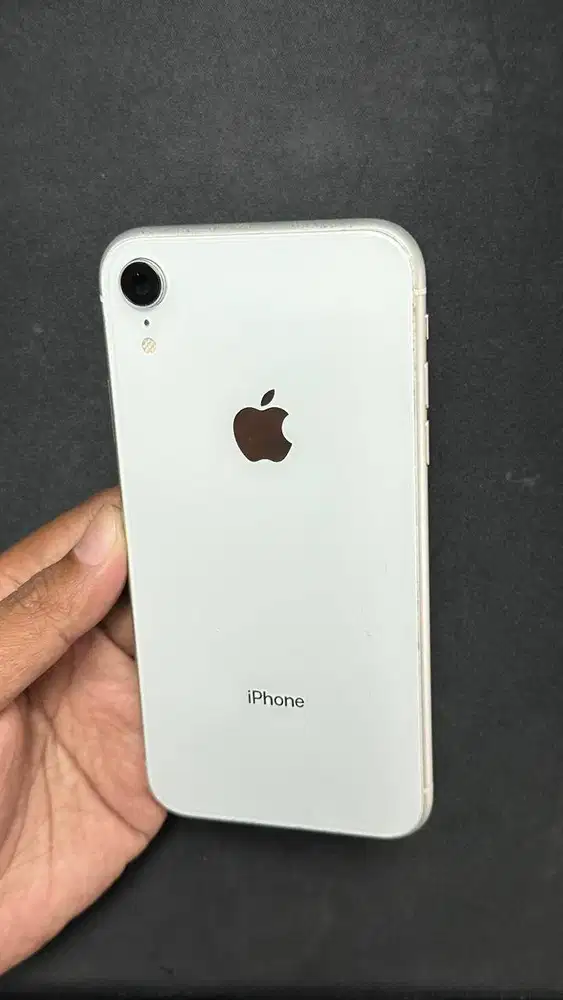 iPhone XR 64gb Wifi Only