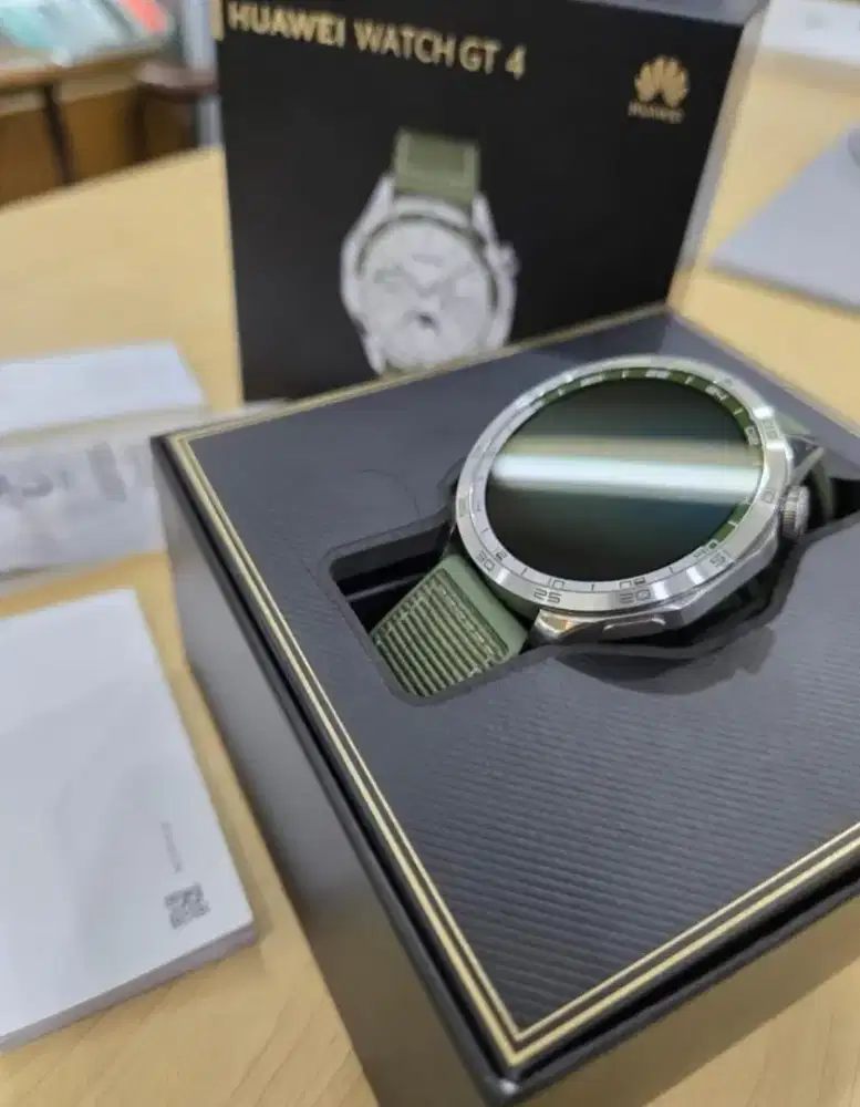 Huawei Watch GT Kondisi Seperti Baru Kondisi Seperti Baru