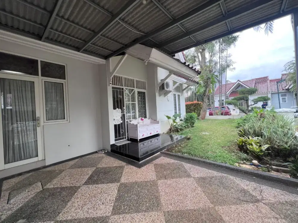 Dijual Murah Rumah Hoek di Taman Bromo Jalan Gunung Mas Karawaci