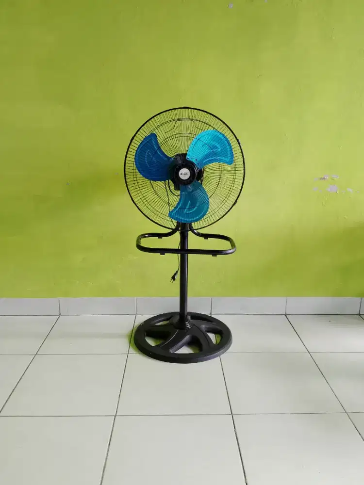 Kipas angin tegak/duduk merk Arashi 18 inc