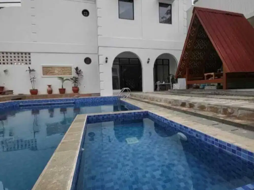 Hotel 3 Lantai View Cantik Strategis di Dago Bandung