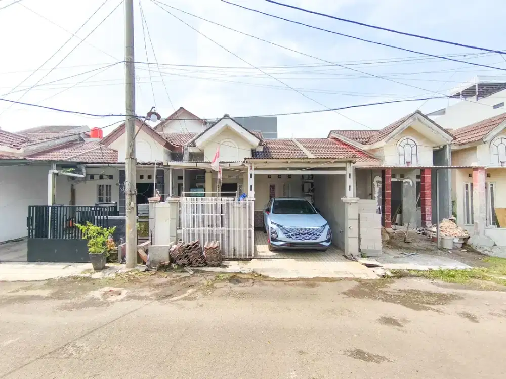 Rumah 5 menit ke RS Mitra Keluarga Gading Serpong Hadap Utara J-37416
