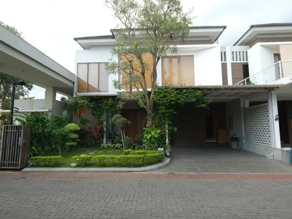 Sertipikat HGB + PBG Ready, 10 Menit UGM, Rumah Posisi Hook