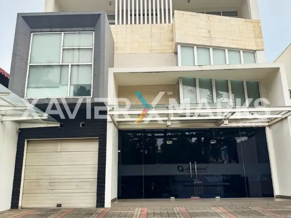 BANGUNAN KANTOR FULL FURNISH 3 LANTAI DIJALAN RAYA ANGGREK LOKA BSD