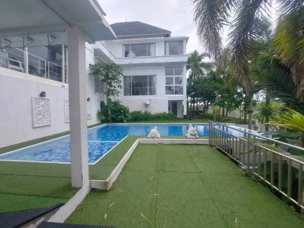 Dijual dan Disewakan Villa Besar View Laut dan GWK di Goa Gong