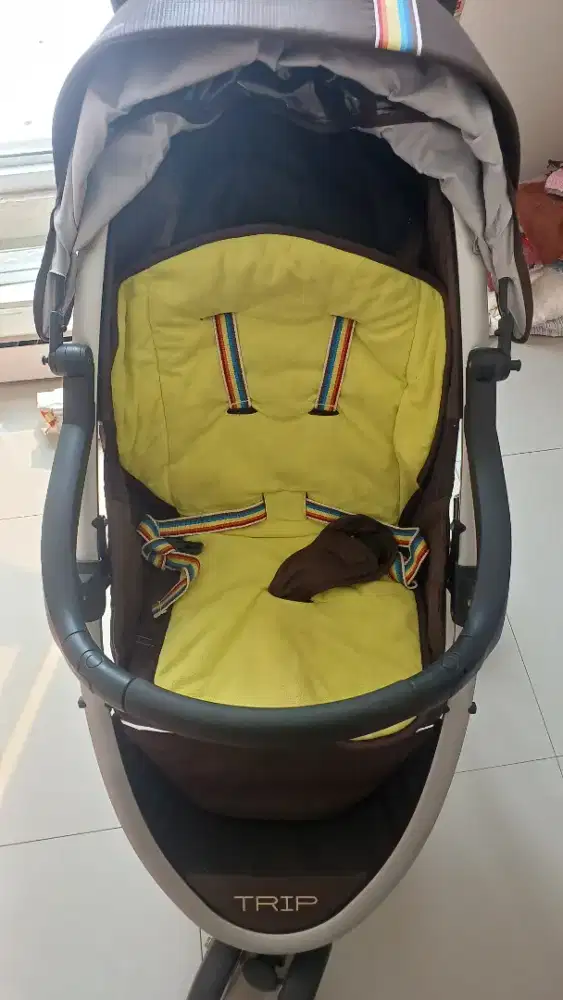 Di Jual Stroler Cocolatte Kondisi Masi Gress dan Bonus Sandaran Latex