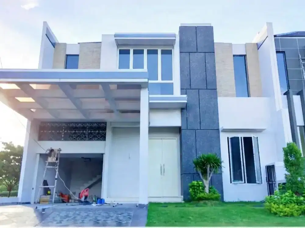Rumah Mewah Di Pakuwon City Lebar 12m Dekat Dengan San Antonio Surabaya
