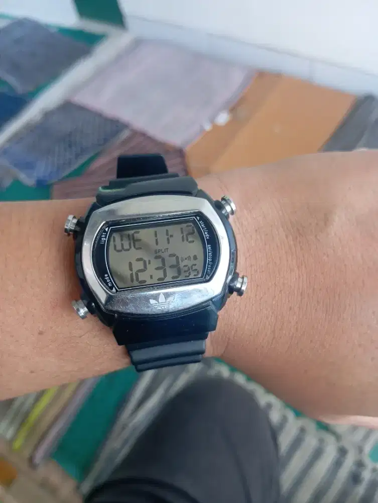 Jam tangan Adidas adh1625