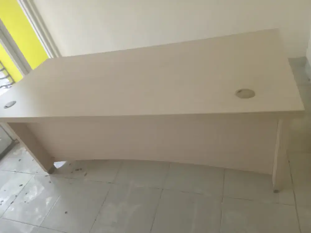 Dijual Meja Kantor