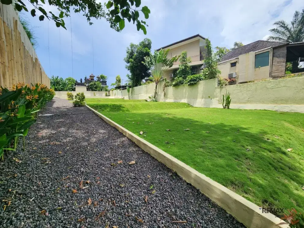 Tanah Plus Cottage View Sawah Dijual, di Pererenan