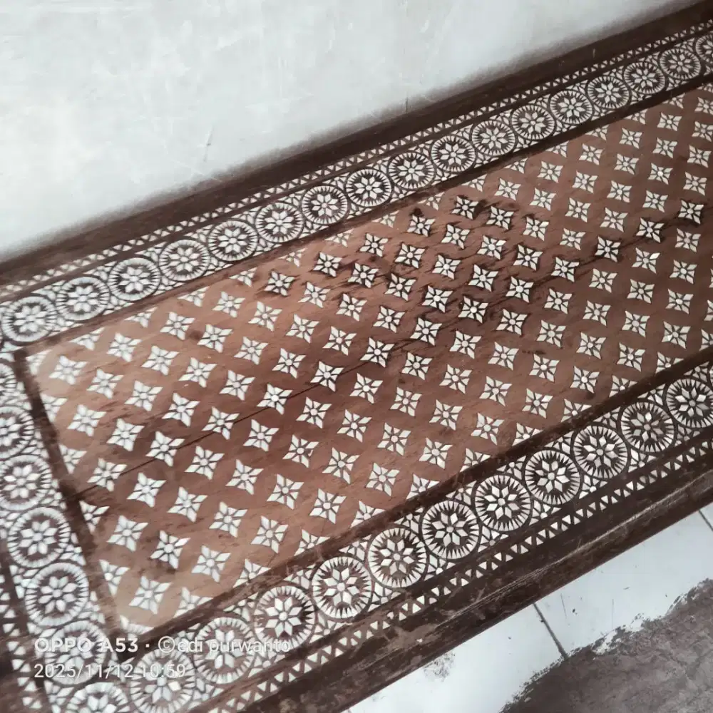 Peti kuno kayu suanci