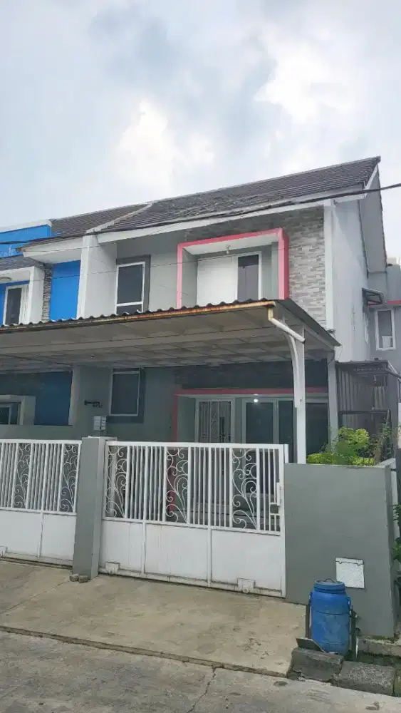 Rumah 2 Lantai di Villa Bogor Indah