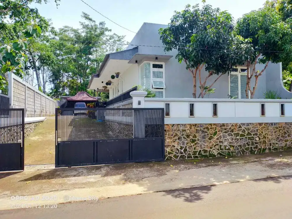 Jual Villa Lokasi Purwodadi Dekat Kebunraya Pasuruan