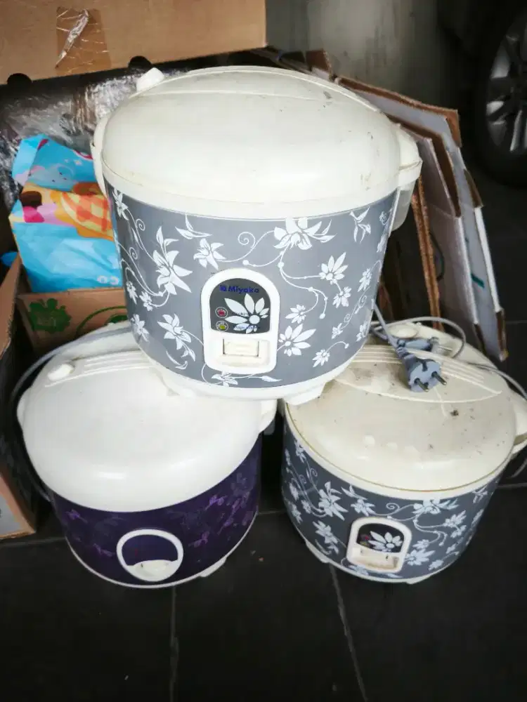 Rice cooker bekas merk miyako